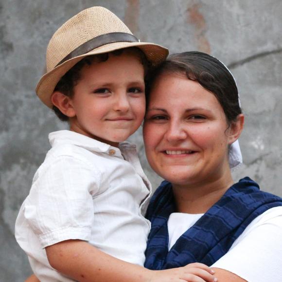 Meet your Posher, Lori - Picture 1 of 1